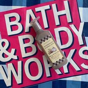 NWT Bath & Body Works Marshmallow Pumpkin Latte Cleansing Gel Hand Soap